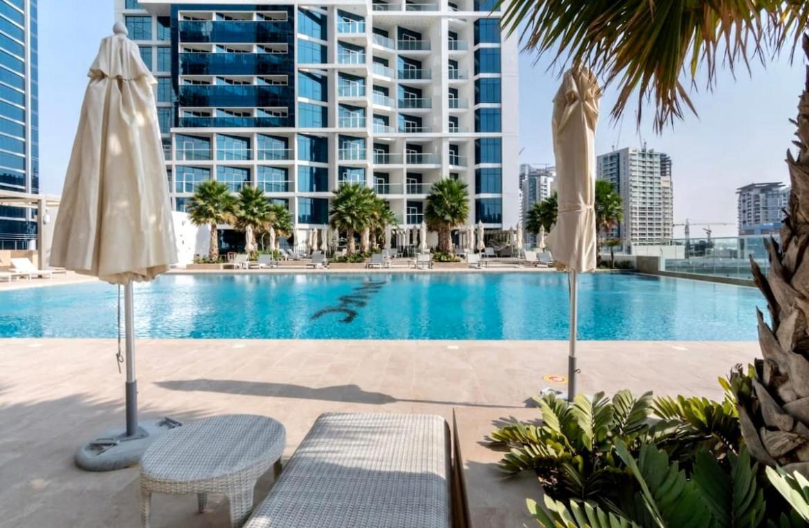Luxury Aparthotel Prive ドバイ エクステリア 写真