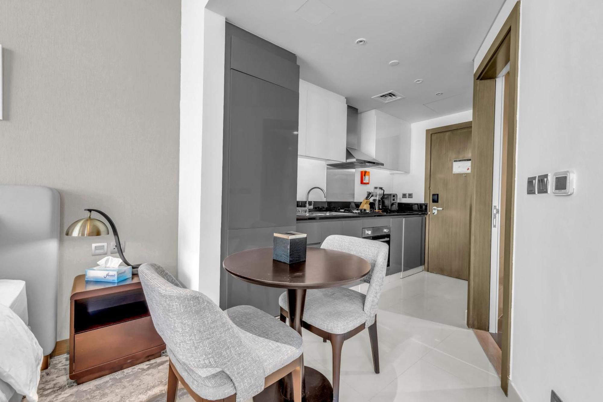 Luxury Aparthotel Prive ドバイ エクステリア 写真